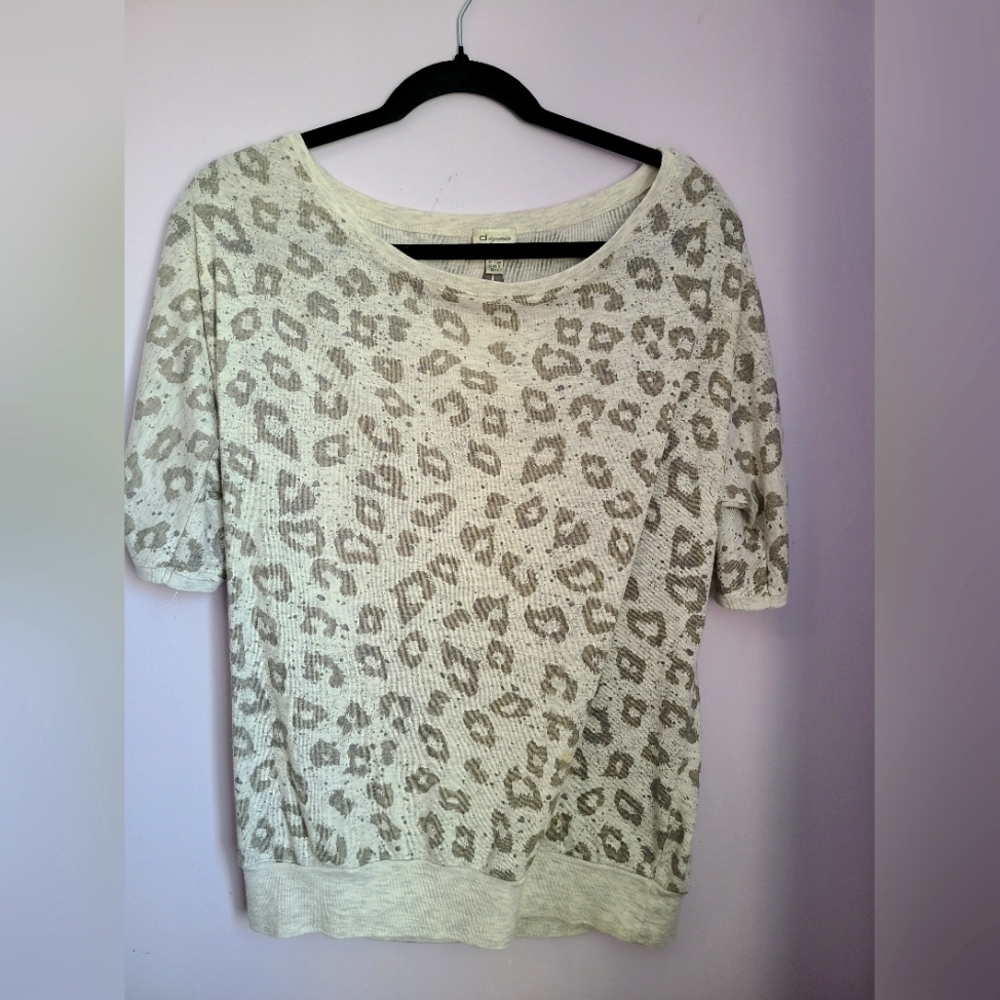 Cute Dynamite scoop neck top, size L, one small stain on front left bottom